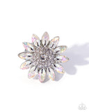 Dreamy Daisy - White - Jewelry with Erin Binford