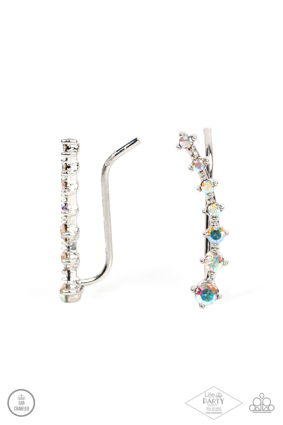 Gradually decreasing in size, a dainty row of glittery iridescent rhinestones curve up the ear for a stellar chic lo